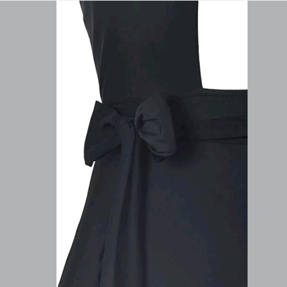 Black One Piece Plunge Swimsuit - Picture 5 of 7